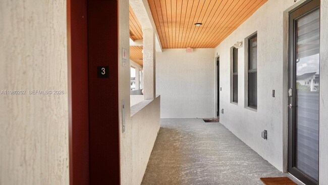 Building Photo - 7925 NW 104th Ave