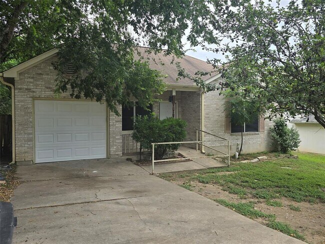Building Photo - 5404 Garden View Cove