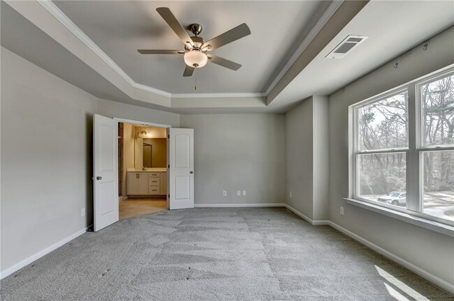 Building Photo - 217 Rockfern Ter