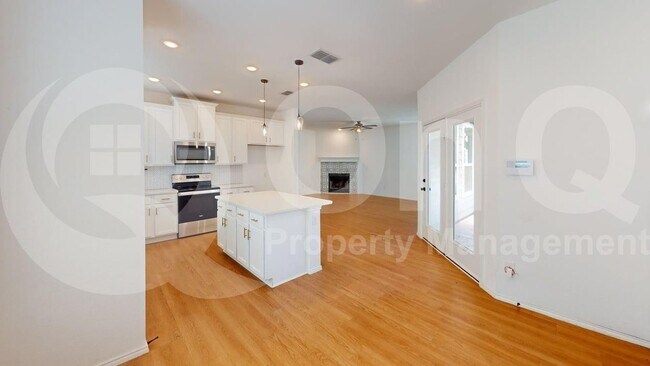 Building Photo - 10116 Revere Dr
