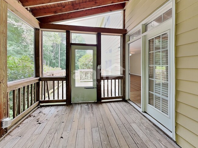 Building Photo - 9413 Philbeck Ln