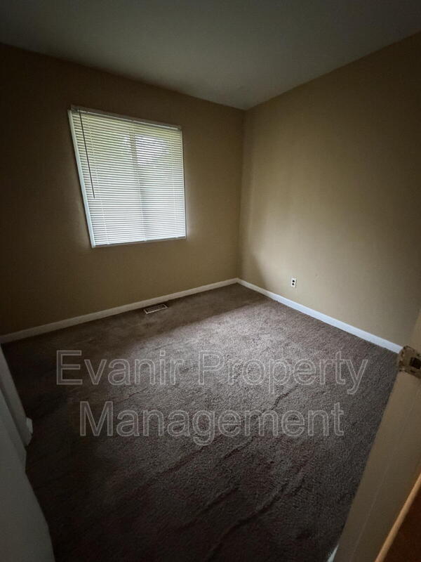 Building Photo - 5176 Rucks Rd