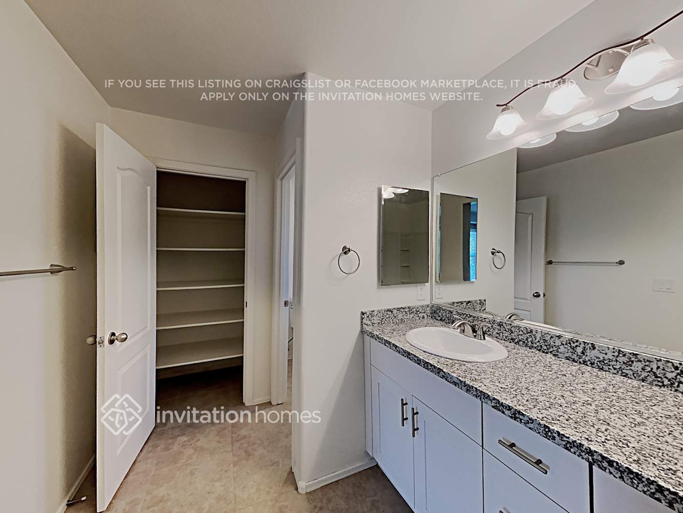 Building Photo - 1342 S Salem