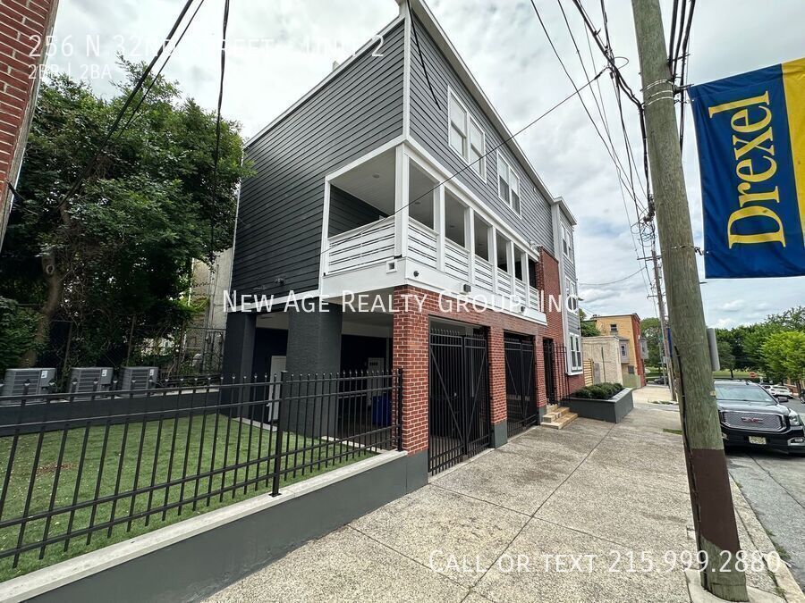 Building Photo - 256 N 32nd St