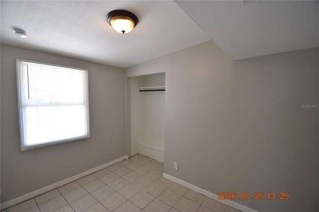 Building Photo - 4011 W Marietta St