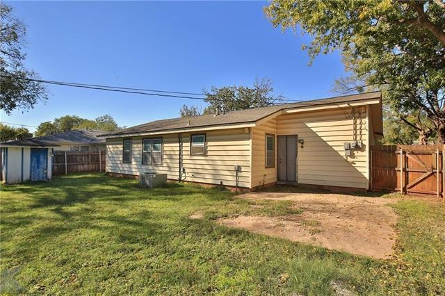 Building Photo - 1301 Mimosa Dr