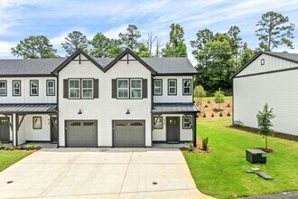 Building Photo - 1ST MONTH FREE!!