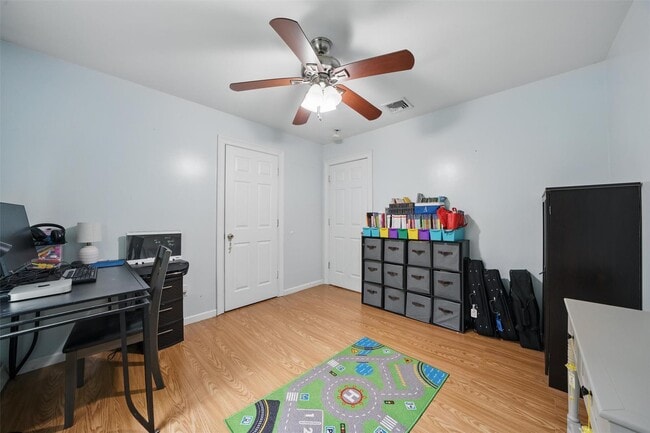 Building Photo - 2067 NY-211