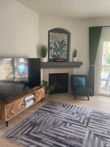 Building Photo - 4785 Hahns Peak Dr