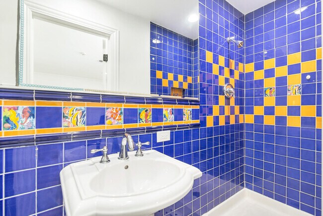 Building Photo - 3517 N Flagler Dr