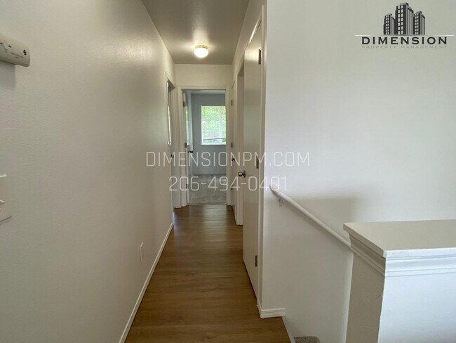 Building Photo - 13617 114th Ave E
