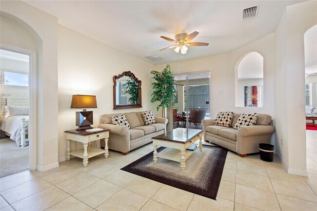 Building Photo - 1316 Golf Course Pkwy