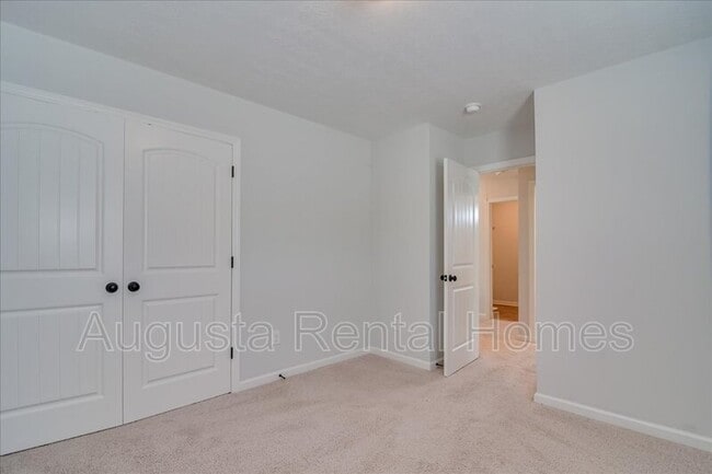 Building Photo - 3028 Ashley Lp