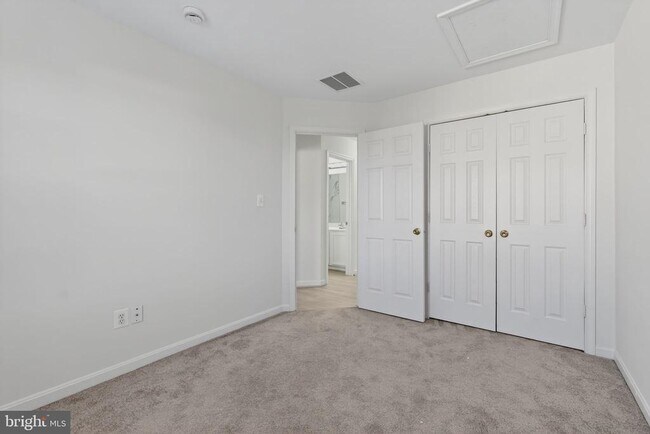 Building Photo - 21748 Kings Crossing Terrace