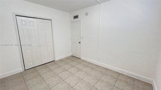Building Photo - 801 NW 47th Ave