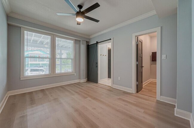 Building Photo - 1110 Avenue K Ave