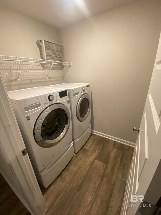 Building Photo - 7452 Coppin Dr