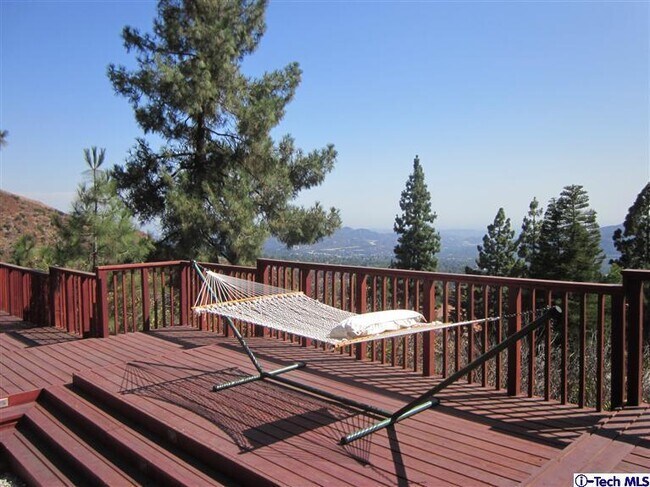 Building Photo - 2716 Ridgepine Dr