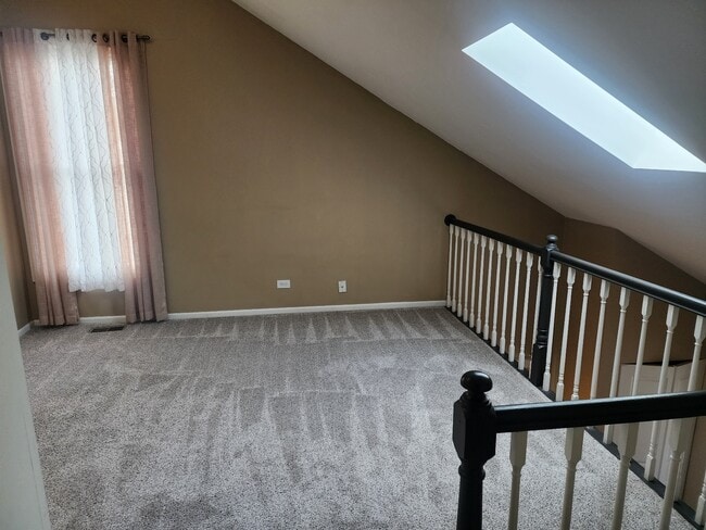Building Photo - 2629 College Hill Cir