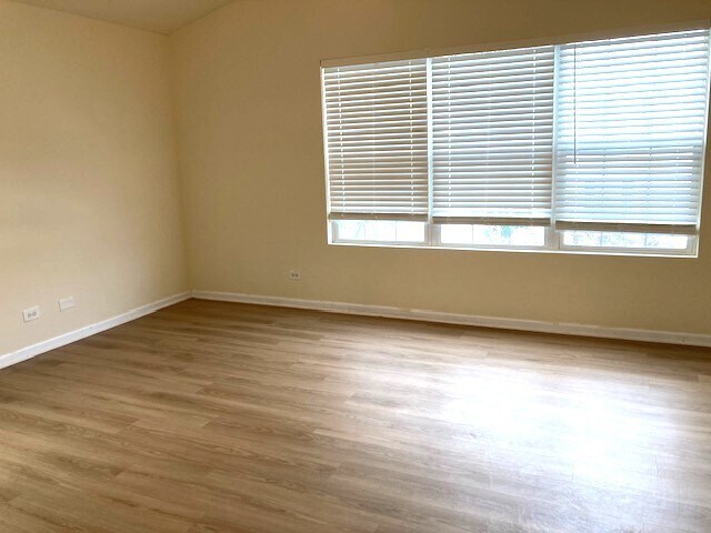 Building Photo - 2441 Stoughton Cir