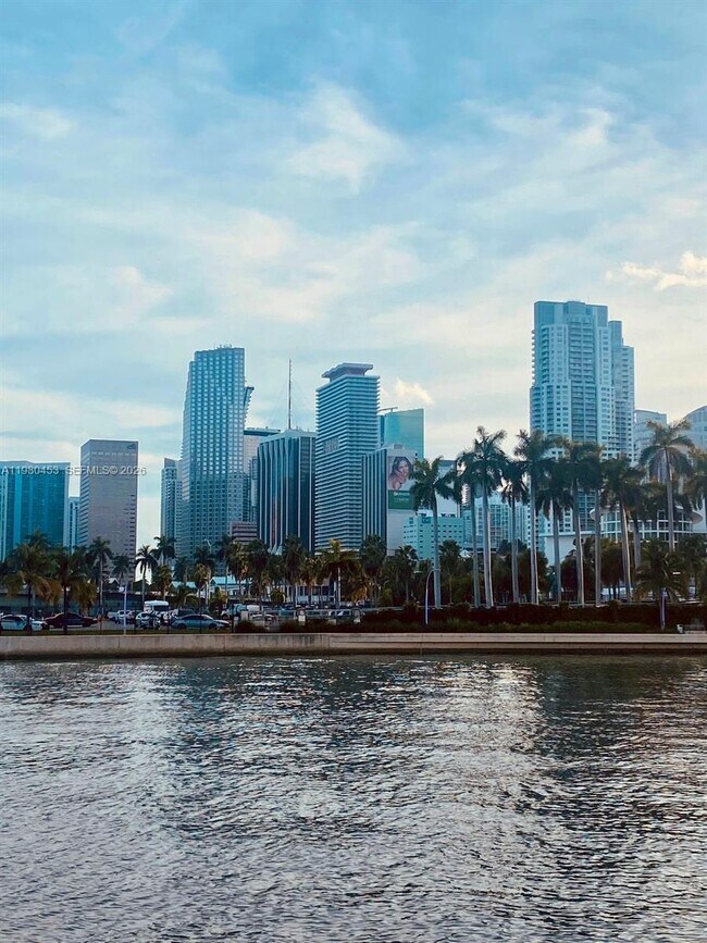 Building Photo - 50 Biscayne Blvd