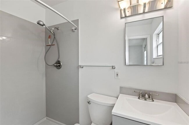 Building Photo - 40319 Orange Cir