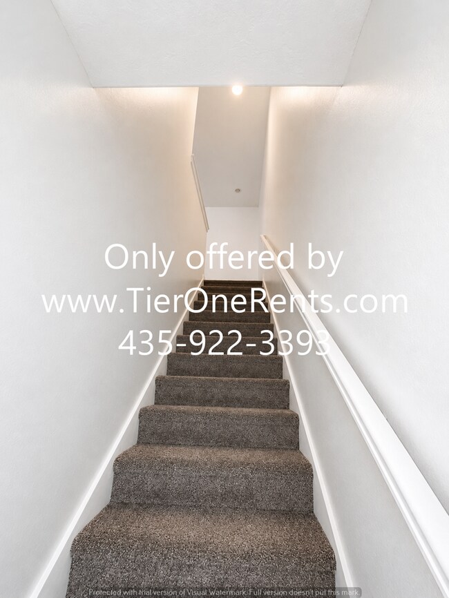 Building Photo - NO DEPOSIT option available for qualified renters!