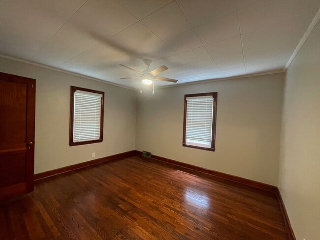 Building Photo - 855 Bethania-Rural Hall Rd
