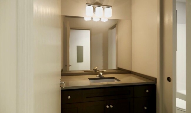 Building Photo - Explorer Units: 2 Bedrooms 1 Bathroom
