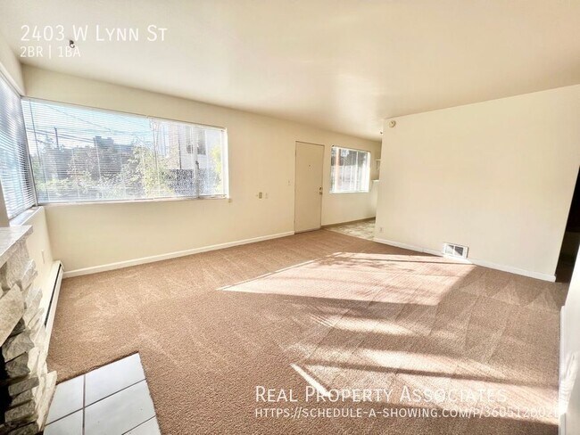 Building Photo - 2403 W Lynn St