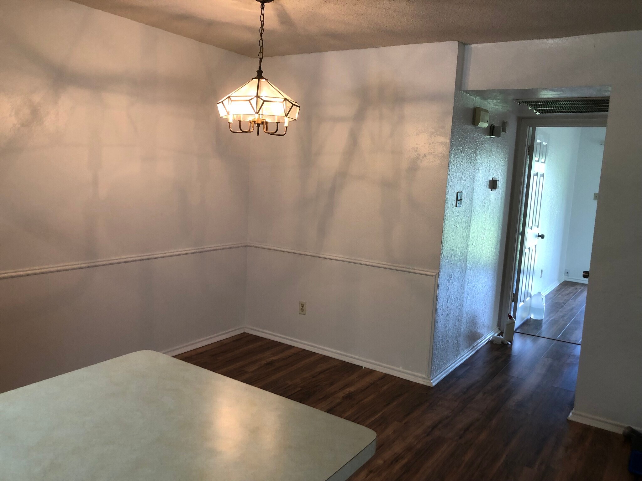 Building Photo - 313 Shady Grove Dr