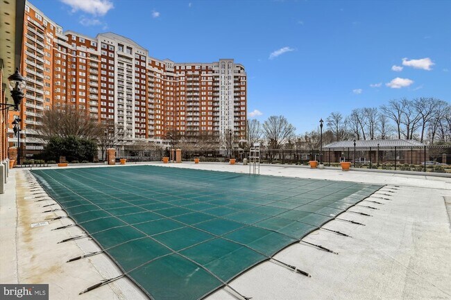 Building Photo - 5809 Nicholson Ln