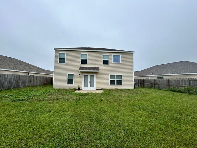Building Photo - 7152 Riverbrooke St