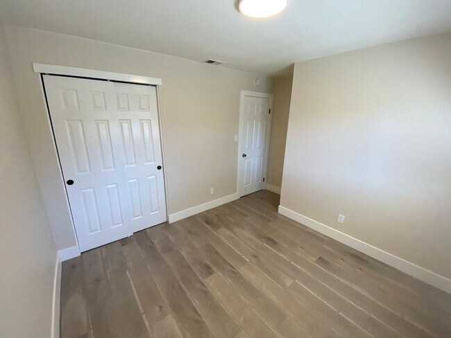 Building Photo - 4013 Andedon Cir