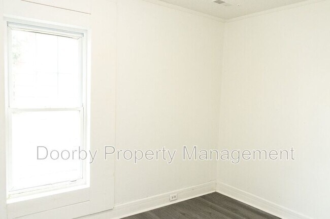 Building Photo - 4902 13th Ave