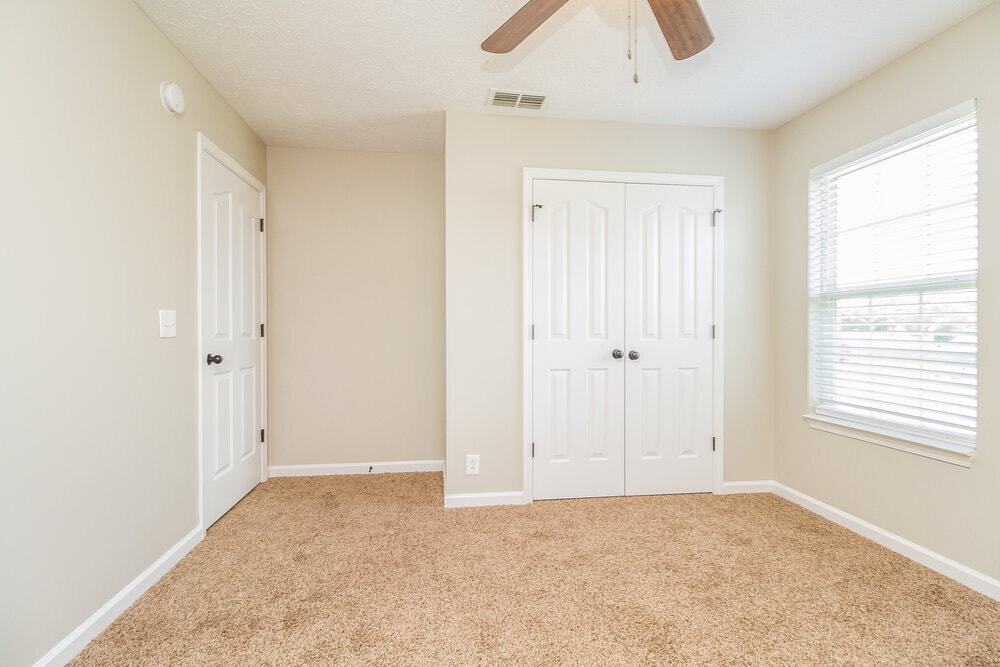 Building Photo - 1244 St Andrews Dr