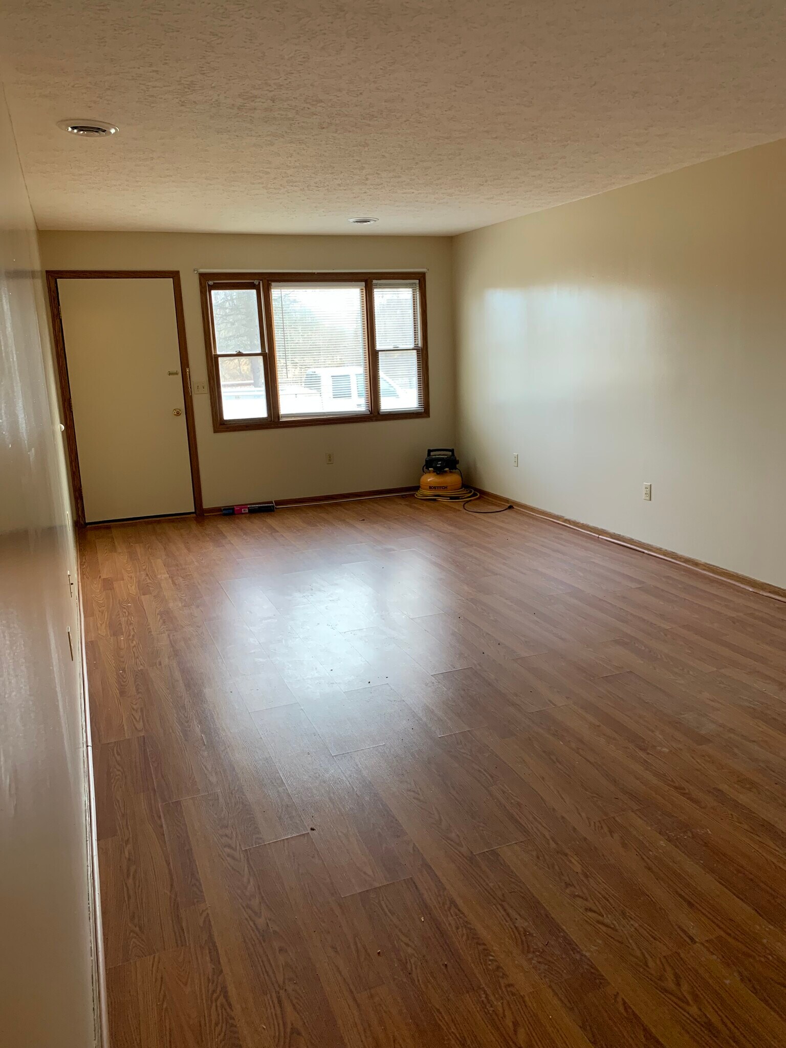 Building Photo - 5459 Hebbardsville Rd