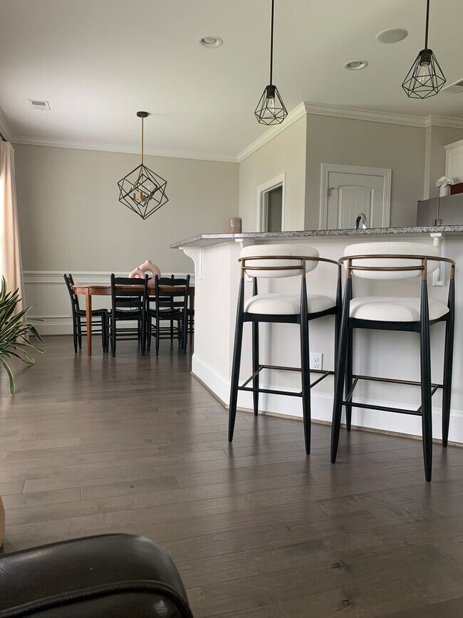Building Photo - Partially Furnished Lakefront Retreat in Sunset Bay – Stunning Views & Resort-Style Amenities