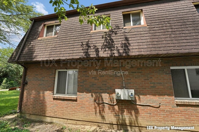 Building Photo - 1579 Briarwood Ave