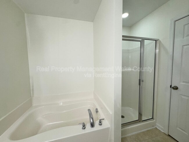 Building Photo - 8215 Martello Ln