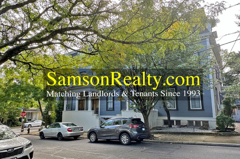 Primary Photo - 77 Lloyd Ave