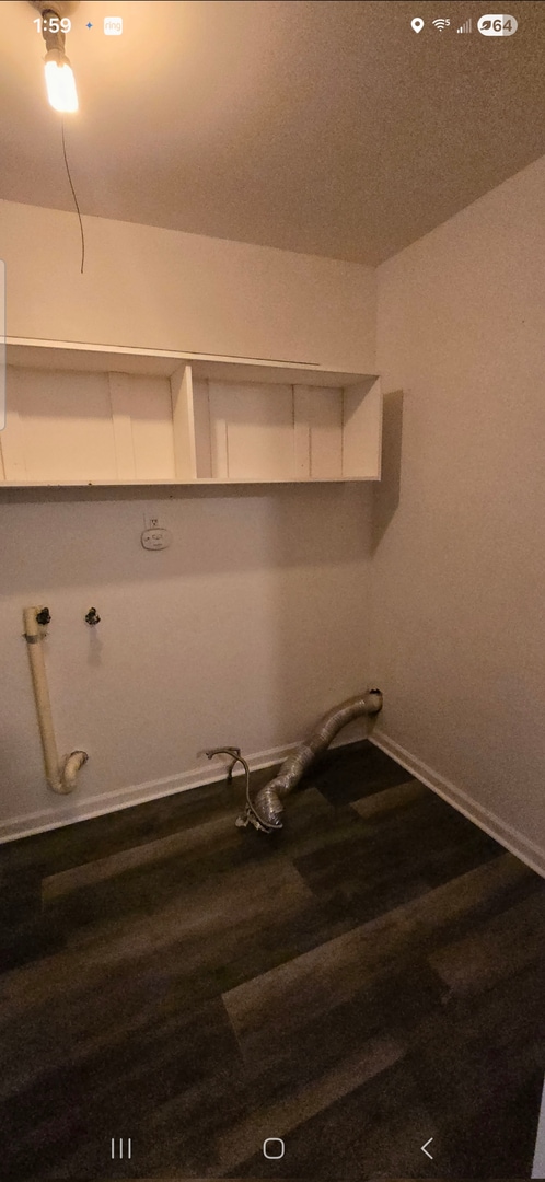 Building Photo - Cute two bedroom Warren ranch