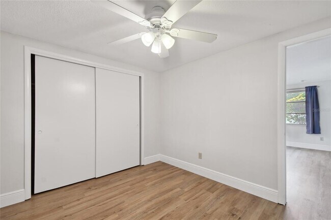 Building Photo - 2111 Lanai Ave