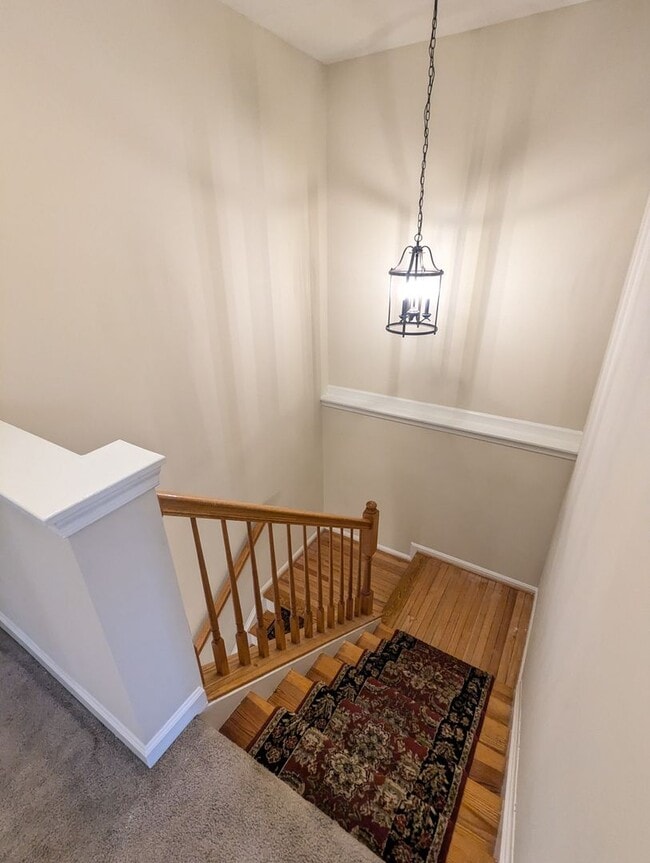 Building Photo - Townhome in *OAKDALE school district* ready for you now!