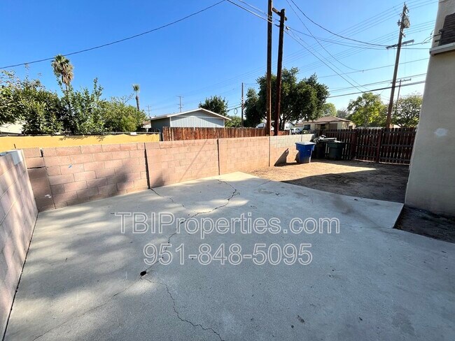 Building Photo - 4531 Park Ave