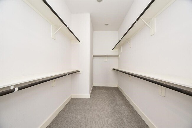 Building Photo - 1515 Weber St