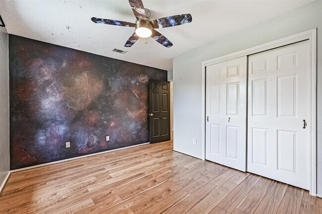 Building Photo - 1801 Vaquero
