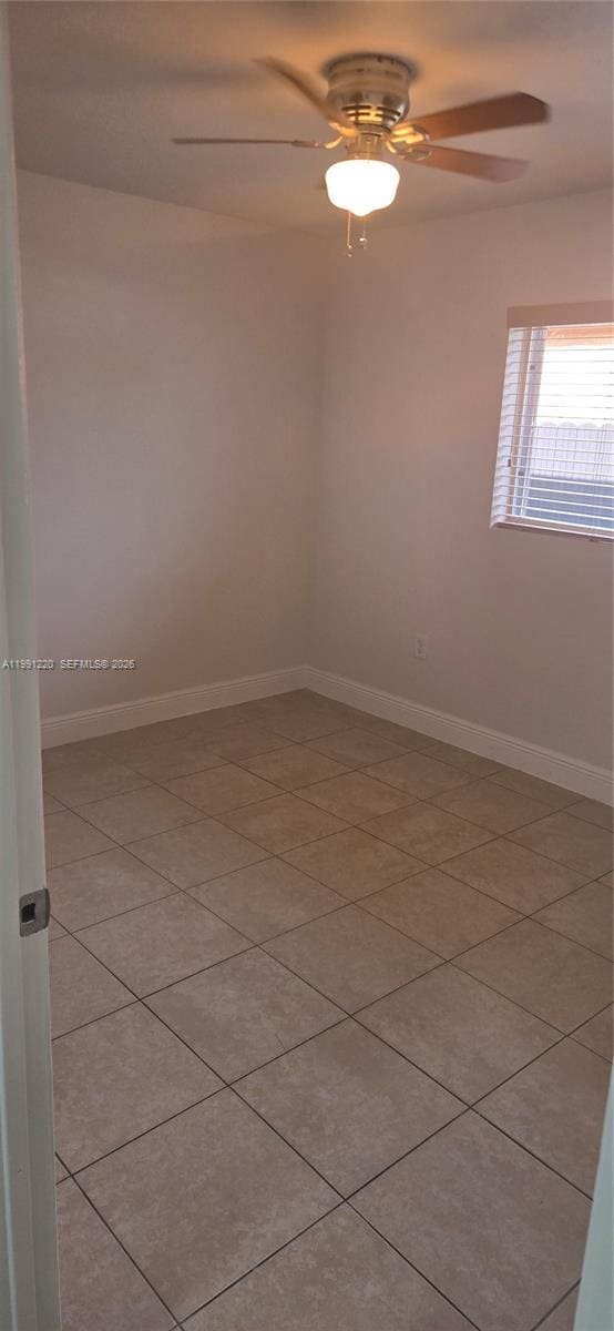 Building Photo - 3190 NW 5th Ct