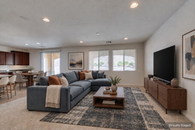 Building Photo - 12056 La Palmera Ave