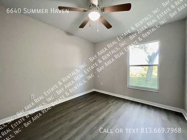 Building Photo - 6640 Summer Haven Dr